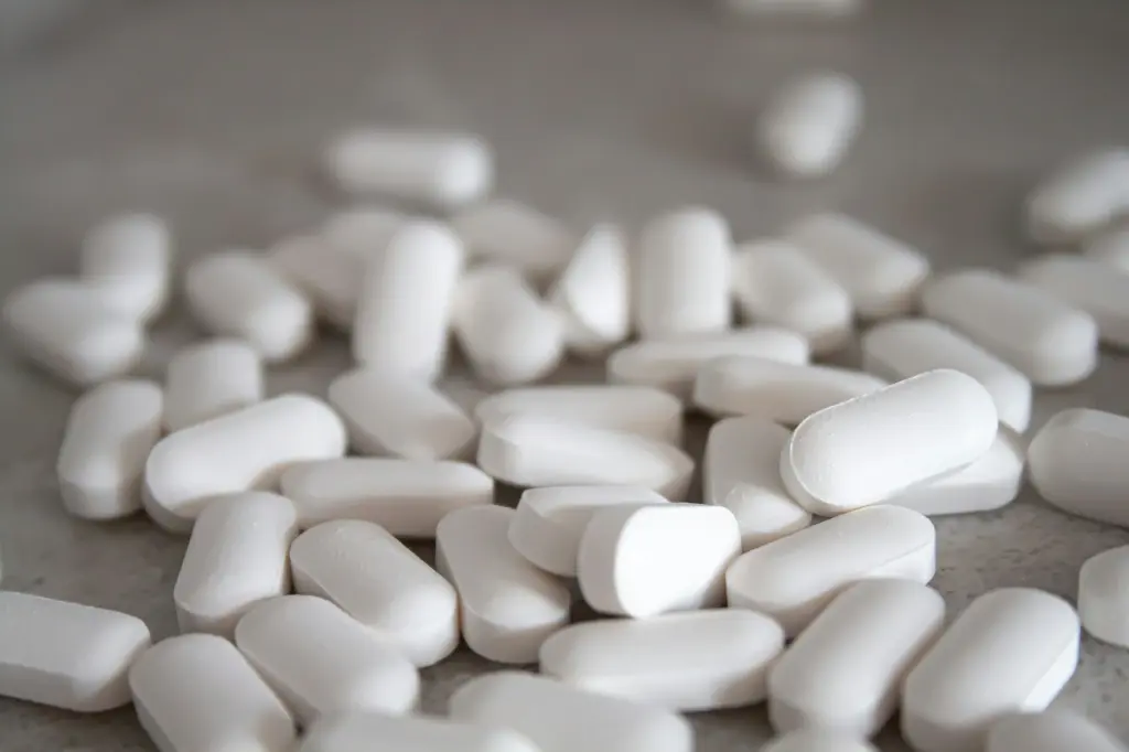 unsplash_kdgiNc0sDeI_tablets.webp